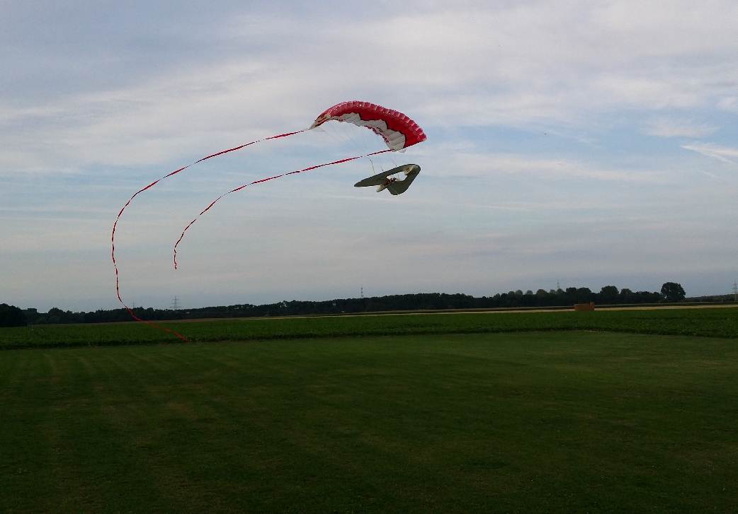 AliX als Paraglider-Gondel